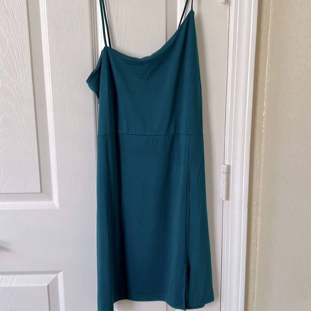 Yoins, turquoise dress, never worn with tags, size medium
